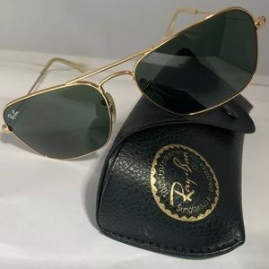 Ray-Ban RB3136 001 Caravan Men's Sunglass Made In Italy/ Authentic with case